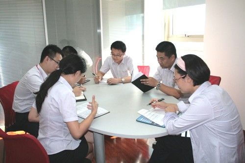 公司開展“內(nèi)控與風(fēng)險管理大討論”活動