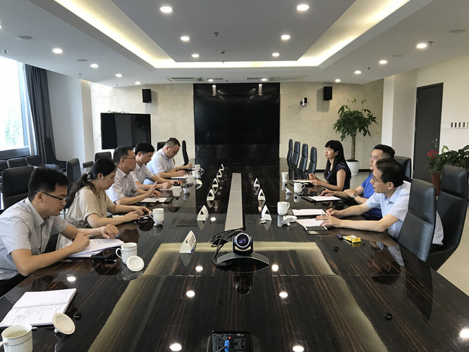 公司領(lǐng)導(dǎo)拜訪南京經(jīng)濟(jì)技術(shù)開(kāi)發(fā)區(qū)管委會(huì)(圖1) 微信圖片_20180531112038_副本.jpg