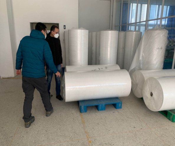 守望相助 共克時(shí)艱(圖1) 圖片1.png