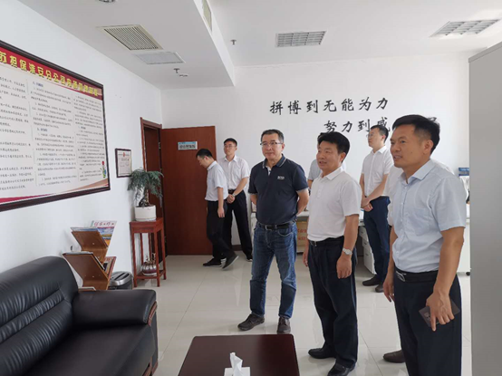 集團(tuán)黨委副書記吳建成蒞臨省擔(dān)?；窗卜止菊{(diào)研(圖2)