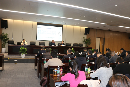 公司召開國擔“總對總”批量擔保業(yè)務培訓會(圖1) 公司召開國擔“總對總”批量擔保業(yè)務培訓會(圖1)