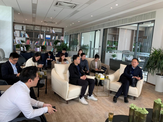 公司領(lǐng)導(dǎo)率隊調(diào)研江北新區(qū)集成電路產(chǎn)業(yè)發(fā)展情況(圖1) 公司領(lǐng)導(dǎo)率隊調(diào)研江北新區(qū)集成電路產(chǎn)業(yè)發(fā)展情況(圖1)