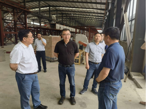 公司領(lǐng)導(dǎo)赴徐州開展專題調(diào)研(圖4) 公司領(lǐng)導(dǎo)赴徐州開展專題調(diào)研(圖4)